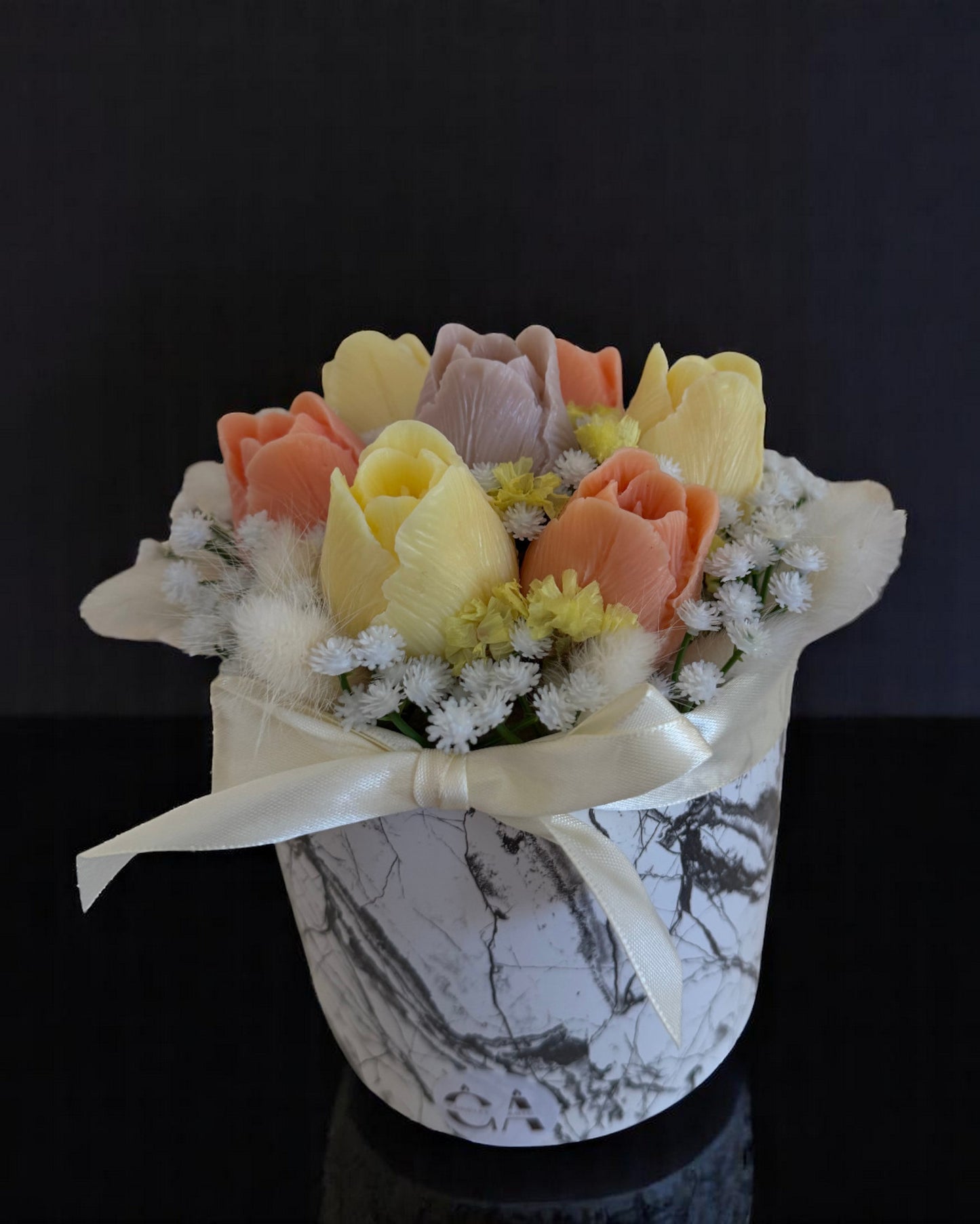 Boquet con vaso in ceramica
